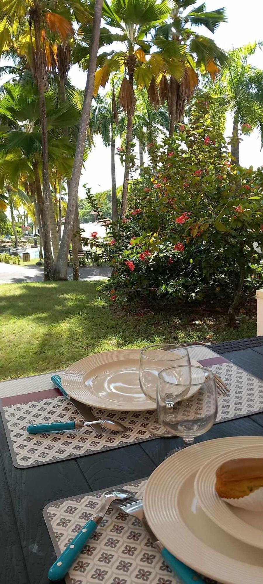 Caraibes Apparts-Resorts Sainte-Anne  Bagian luar foto