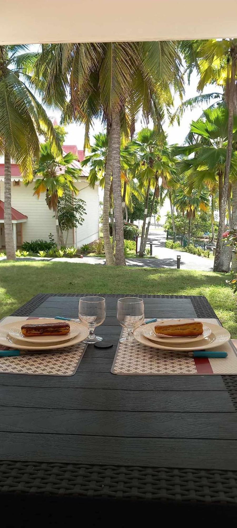 Caraibes Apparts-Resorts Sainte-Anne  Bagian luar foto